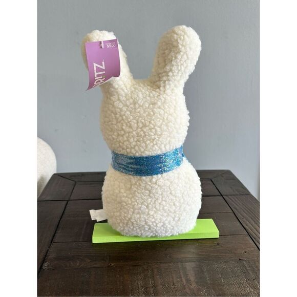 Target Spritz white plush Easter bunny decorations - Picture 5 of 5
